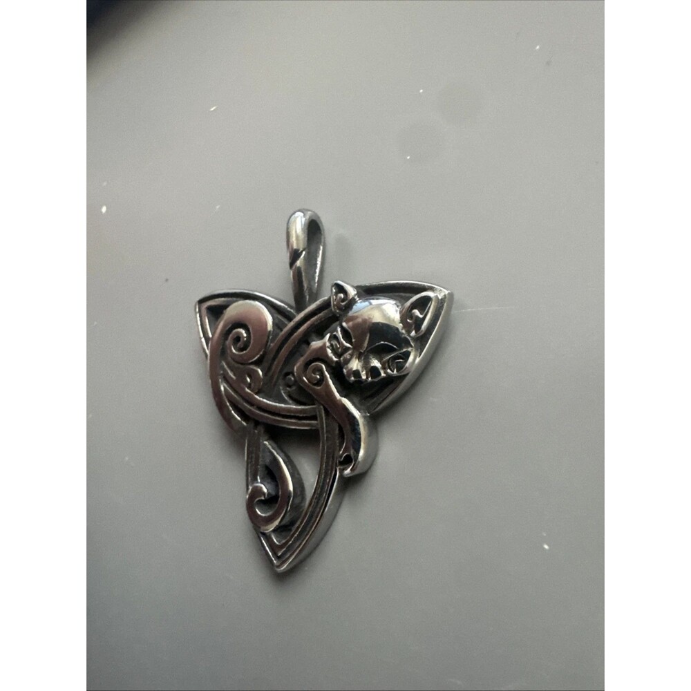 Unisex Stainless Steel Pendant Celtic Triquetra Trinity Knot Pendant 24” Chain - Picture 2 of 7